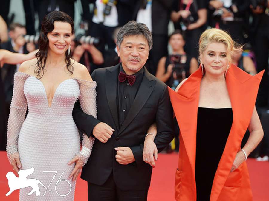 La vérité (The Truth) Catherine Deneuve Juliette Binoche Kore-eda Hirokazu Venice Film Festival 2019