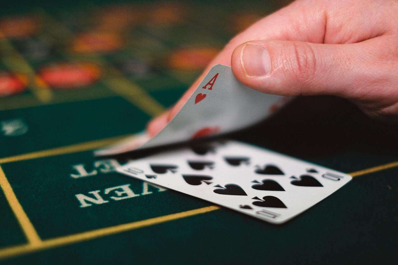 When To Split Cards In Blackjack