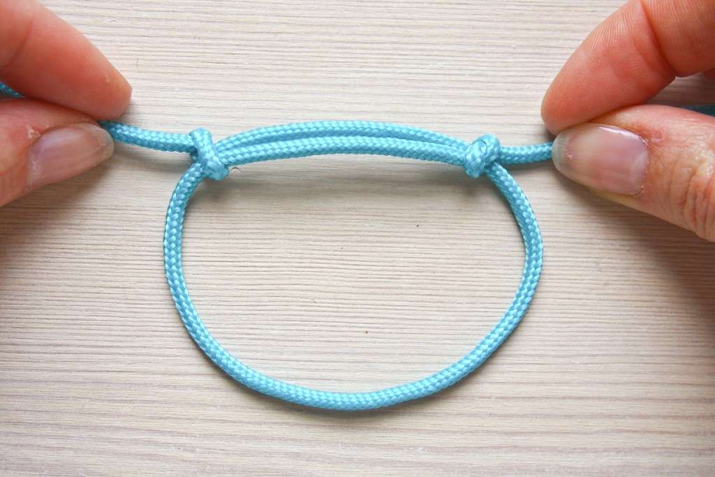 How To Do Adjustable Bracelet Knot