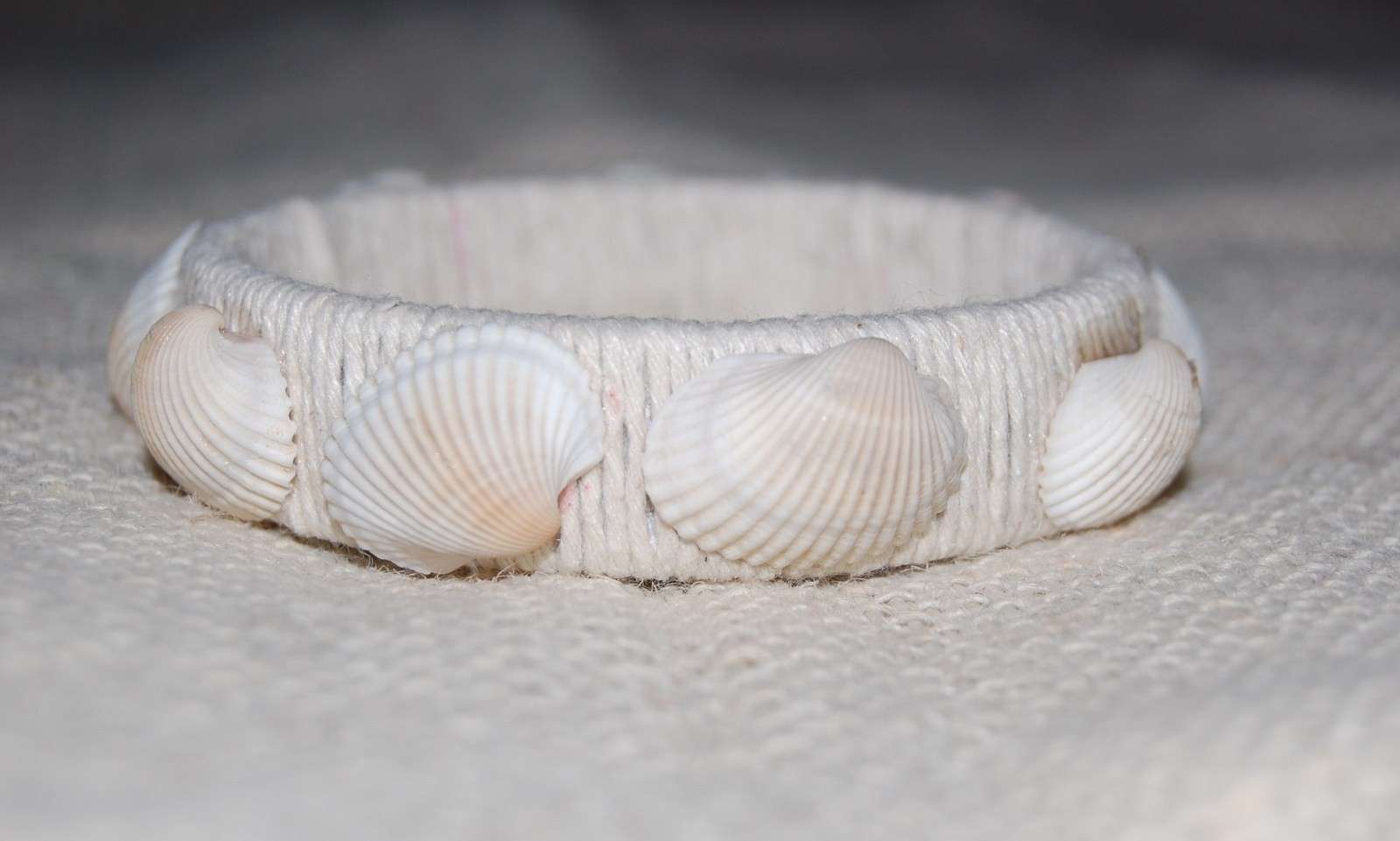 How To Make A Seashell Bracelet
