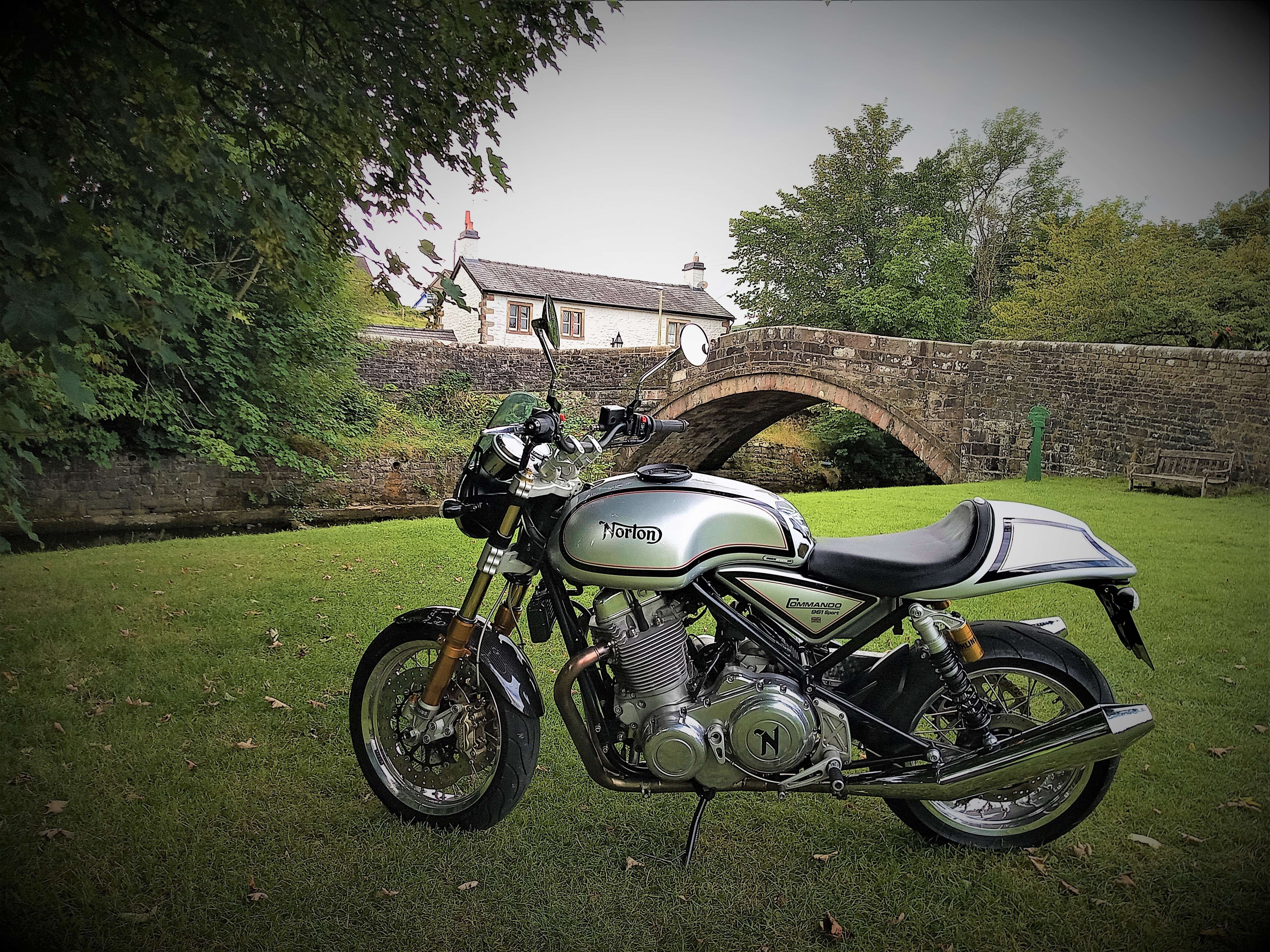 Pictures of your Norton 961