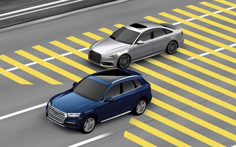 Audi Q5 Driver-Assistive Safety