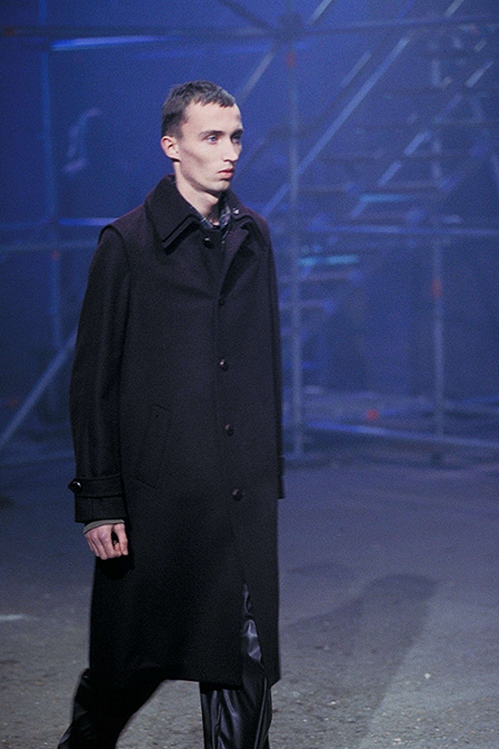 Raf Simons - Autumn/Winter 2001 — ARCHIVED
