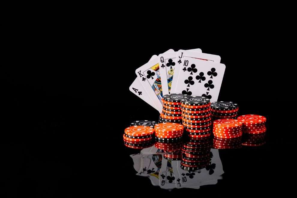 How To Play Criss Cross Poker