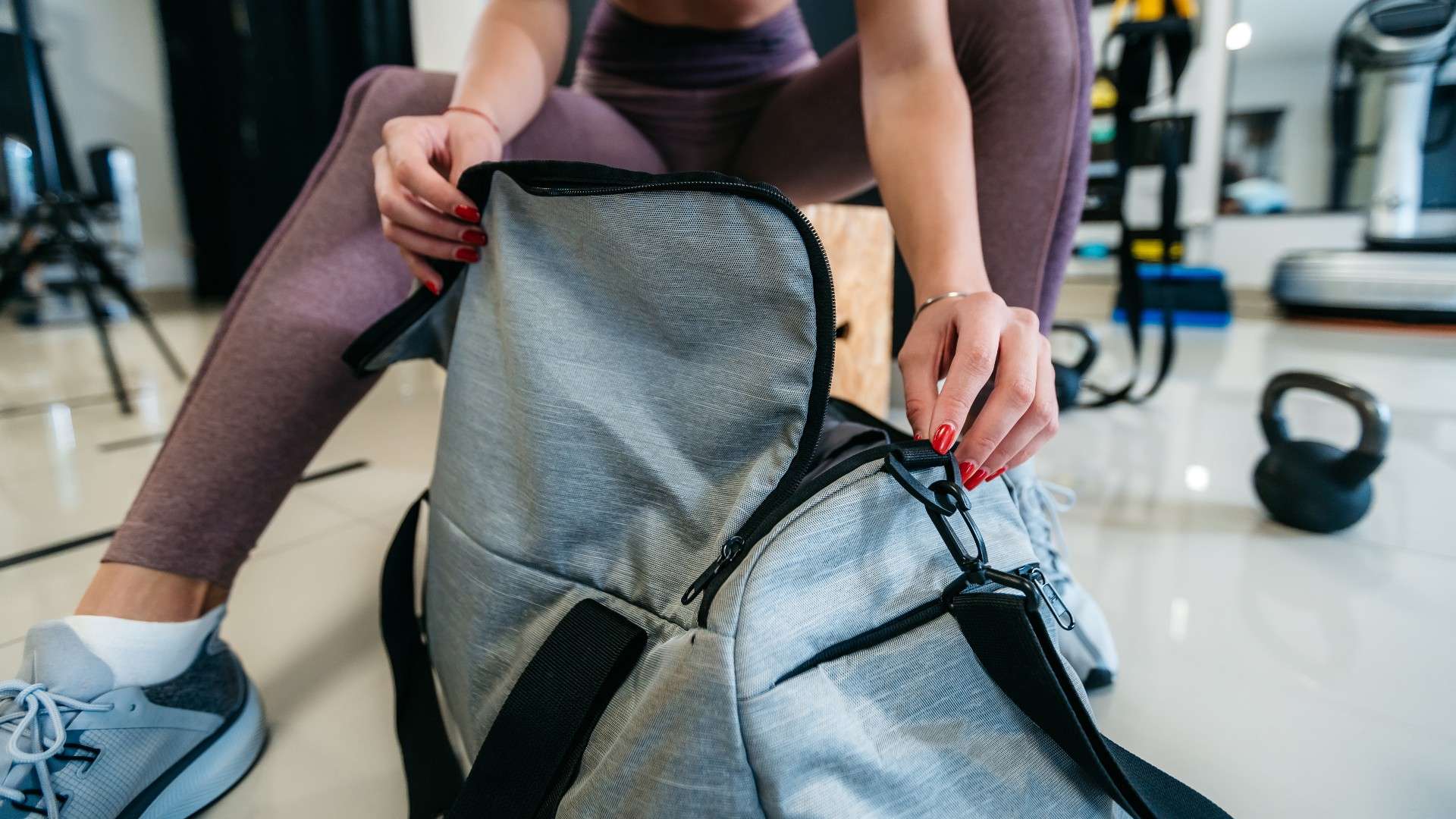 How To Fix A Zipper On A Duffle Bag