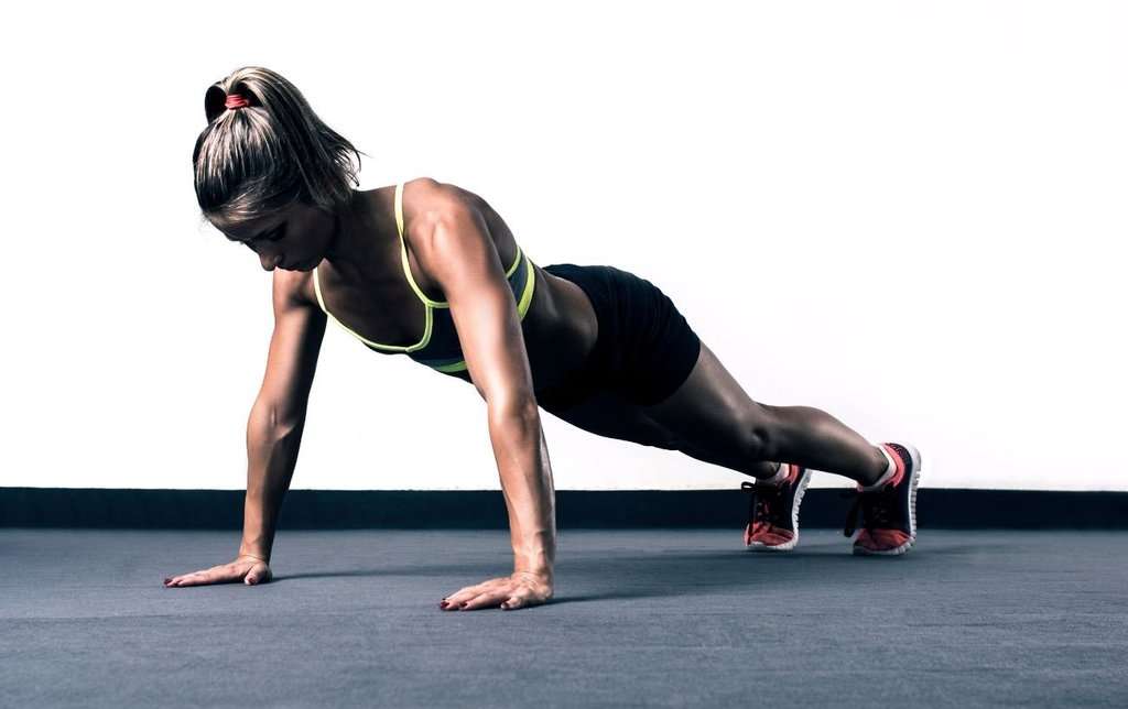 How Many Pushups Should A Woman Be Able To Do