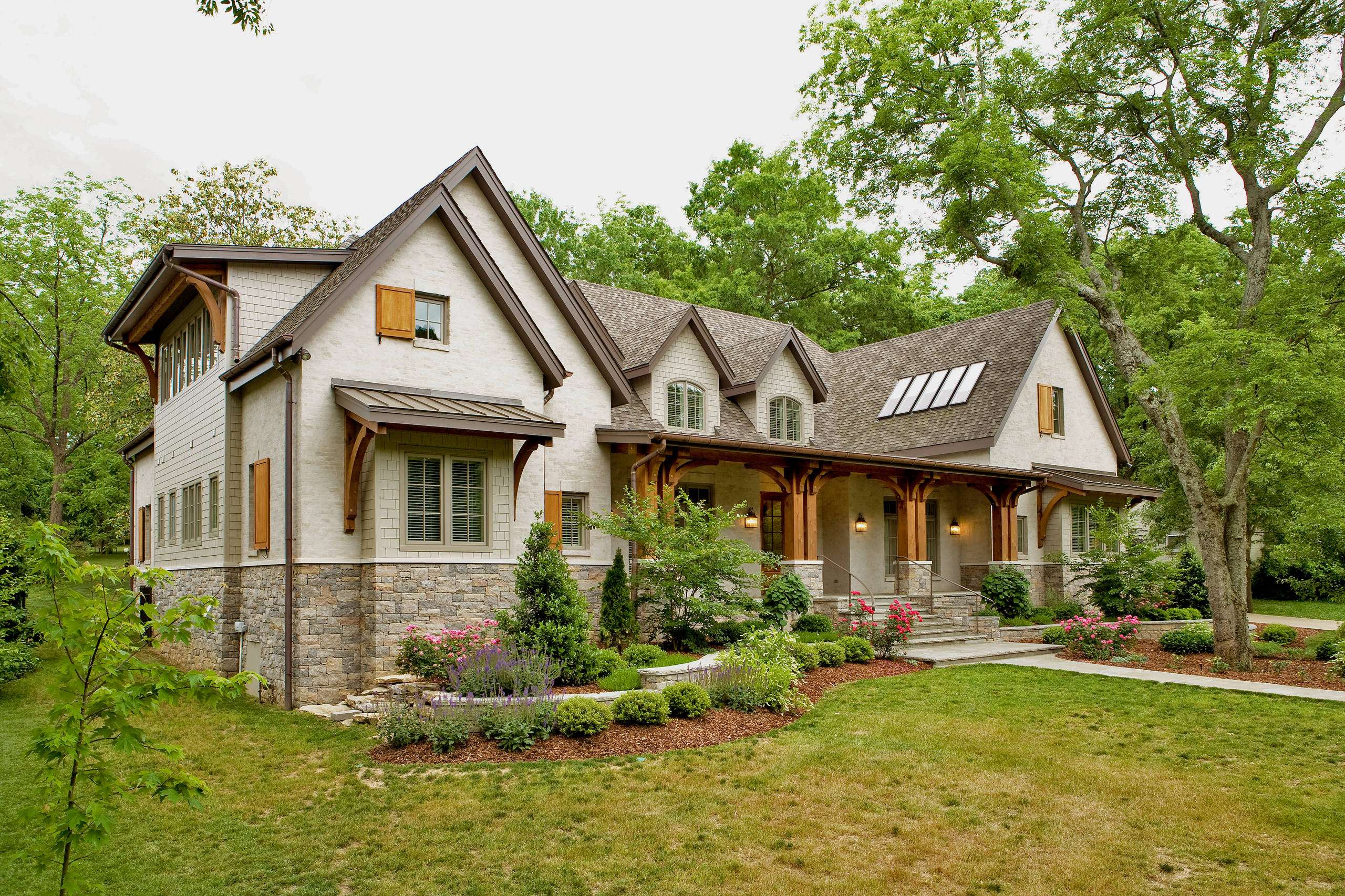 Stone Accents On Home Exterior