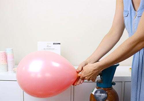 Easiest Way To Tie A Balloon
