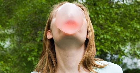 
How Long Does Chewing Gum Take To Digest If Swallowed