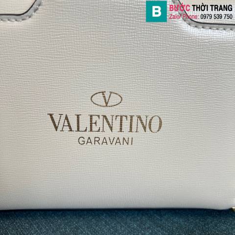 Túi xách Valentino Garavani Rockstud Alocve siêu cấp da bê màu trắng size 22cm 