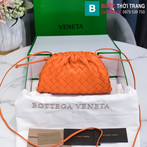 Túi xách Bottega Veneta the pouch cao cấp da bê màu cam size 23cm 