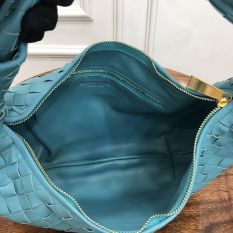 Túi xách Bottega Veneta hobo bag da bê màu xanh nước size 46cm