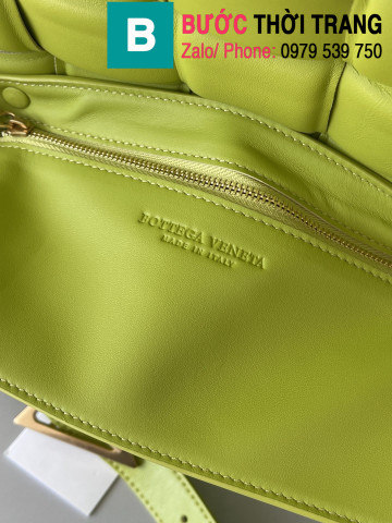 Túi xách Bottega Veneta Cassette bag cao cấp da bê màu xanh nõn chuối size 26cm