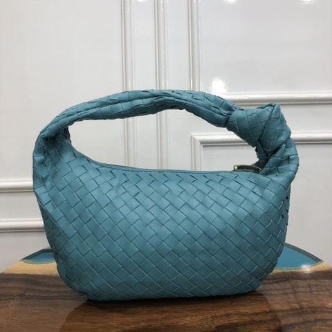Túi xách Bottega Veneta hobo bag da bê màu xanh nước size 46cm