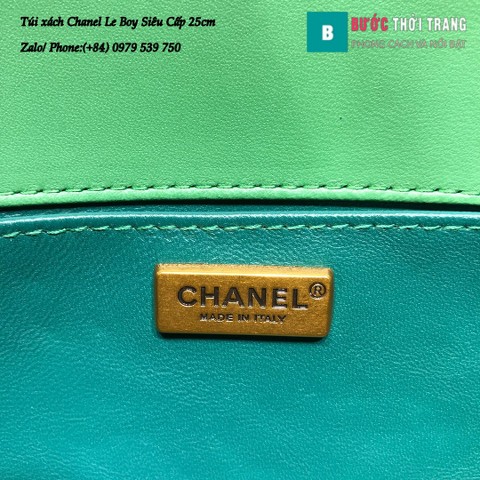 Túi xách Chanel Boy viền xích siêu cấp da cá đuối 25cm màu xanh lá  - A67086 