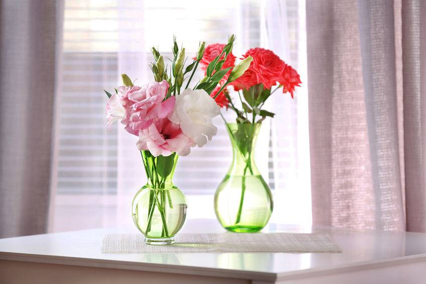 How To Arrange Flowers In A Tall Vase