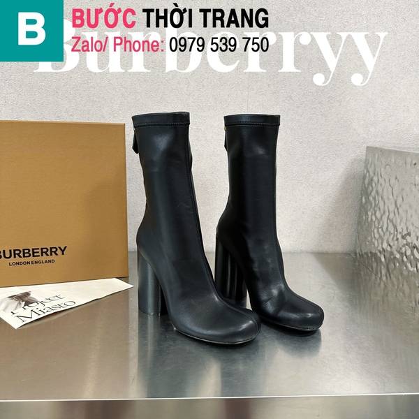Boot da cổ thấp Burberry gót vuông cao 10.5cm màu đen