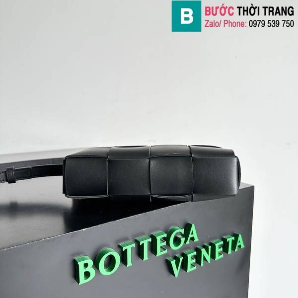 Túi xách Bottega Veneta Cassrtte cao cấp da bò màu đen size 18cm