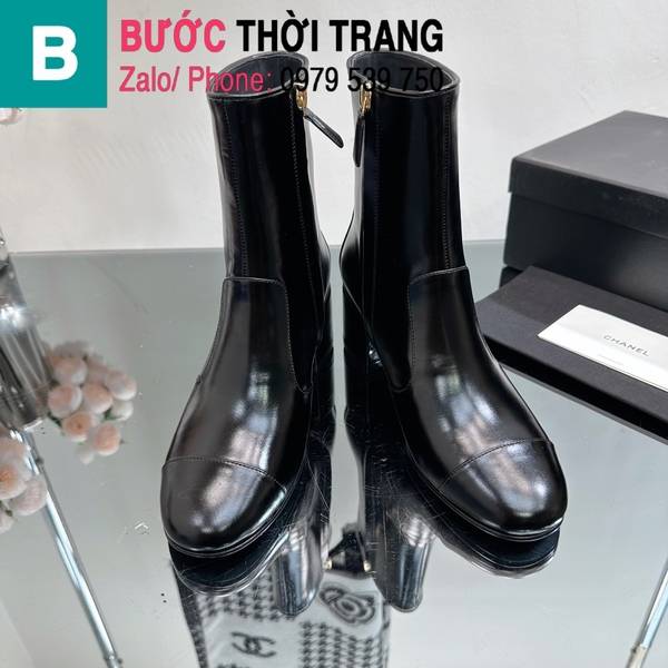Boot Chanel da màu đen đế vuông cao 4.5cm