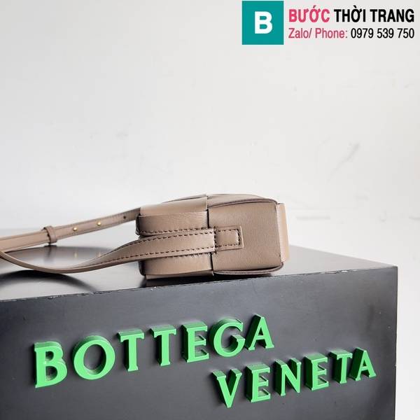 Túi xách Bottega Veneta Cassrtte cao cấp da bò màu nude size 18cm