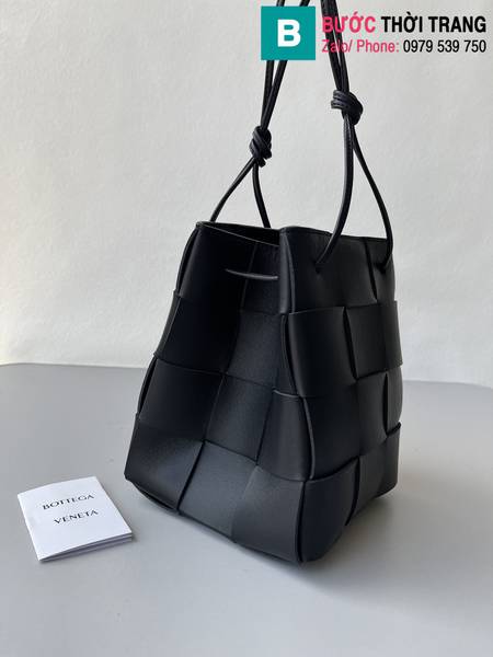 Túi xách Bottega veneta siêu cấp da bò màu đen size 18cm