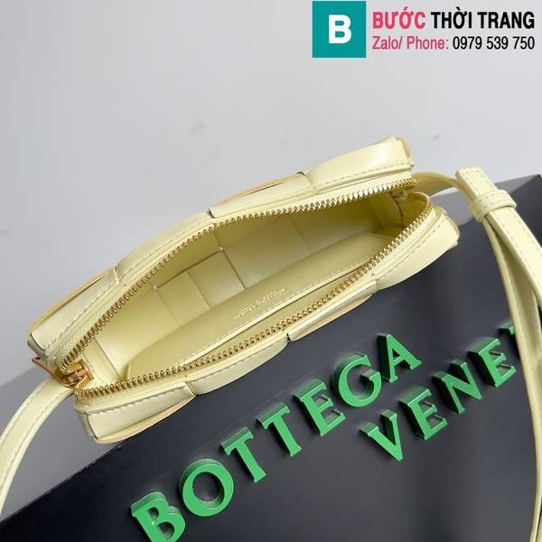 Túi xách Bottega Veneta Cassrtte cao cấp da bò màu trắng ngà size 18cm