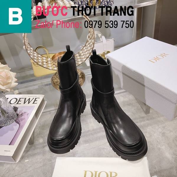 Boot da Dior Empreinte cổ thấp cài khuy gắn logo màu đen
