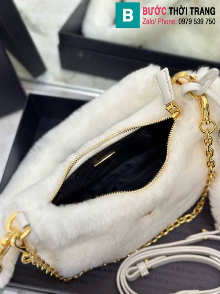 Túi xách Prada Hobo siêu cấp lông cừu màu trắng size 22cm 
