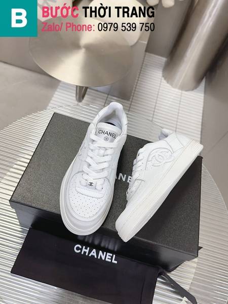 Giày thể thao Chanel da màu trắng