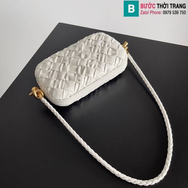 Túi xách Bottega Veneta Knot cao cấp da bò màu trắng size 20.5cm