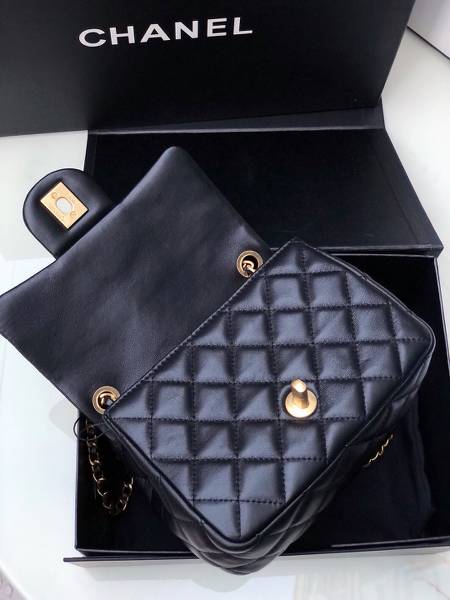 Túi xách Chanel mini siêu cấp da cừu màu đen size 17cm