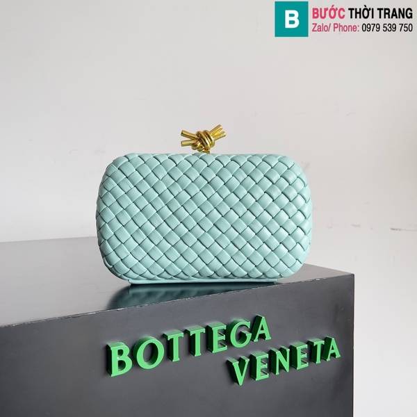Ví cầm tay Bottega Veneta Knot cao cấp da cừu màu xanh nước size 20.5cm