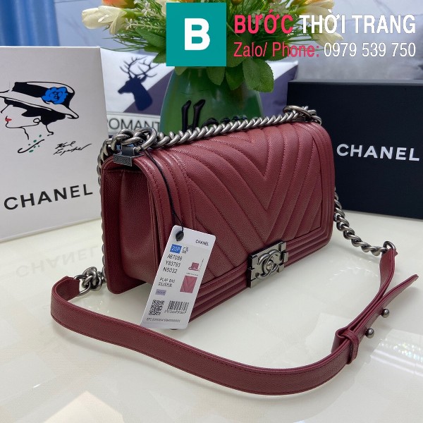 Túi xách Chanel Boy siêu cấp vân v da bê màu đỏ đô size 25cm - 67086