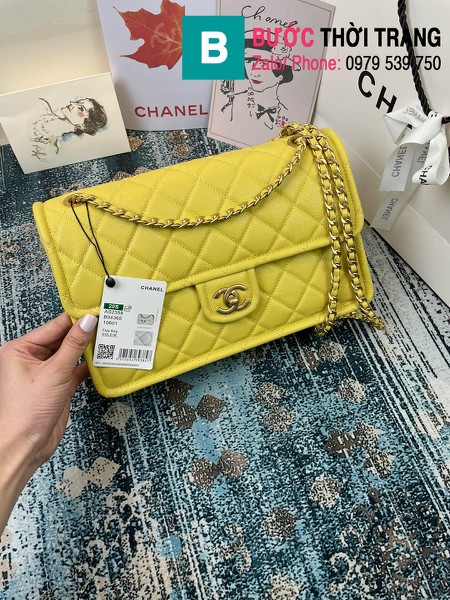 Túi đeo chéo Chanel siêu cấp da bê màu vàng size 30cm - AS2358 
