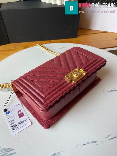 Túi xách Chanel boy siêu cấp vân v màu đỏ đô size 25 cm - A67086