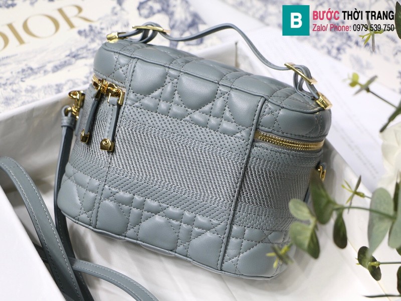 Túi xách Dior Travel vanity case siêu cấp da cừu màu xanh nhạt size 18.5cm