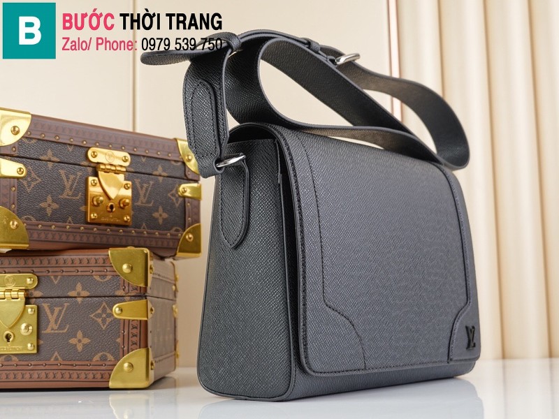Túi xách Louis Vuitton New Plap Messenger siêu cấp da bò Taiga màu đen size 28.3cm - M30813