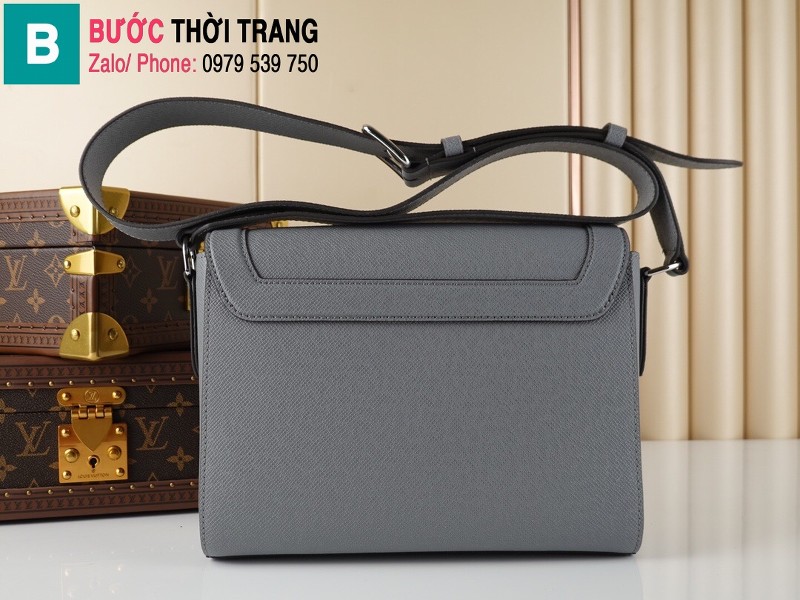 Túi xách Louis Vuitton New Plap Messenger siêu cấp da bò Taiga màu xám size 28.3cm - M30813