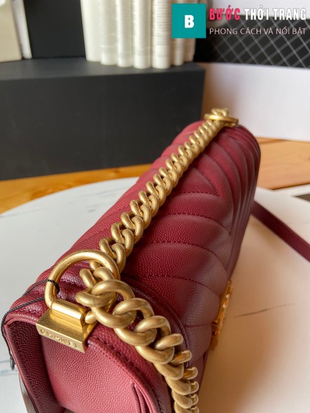Túi xách Chanel boy siêu cấp vân v màu đỏ đô size 25 cm - A67086