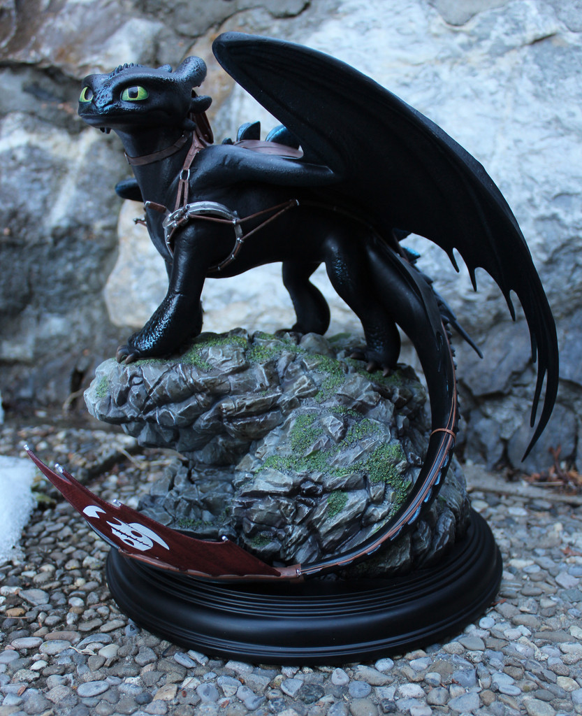 sideshow toothless statue for sale